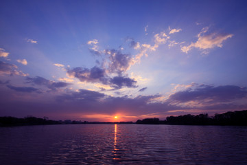 寻~！第一个字是“h”发音的动漫