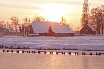 一次元、二次元、三次元有什么区别？